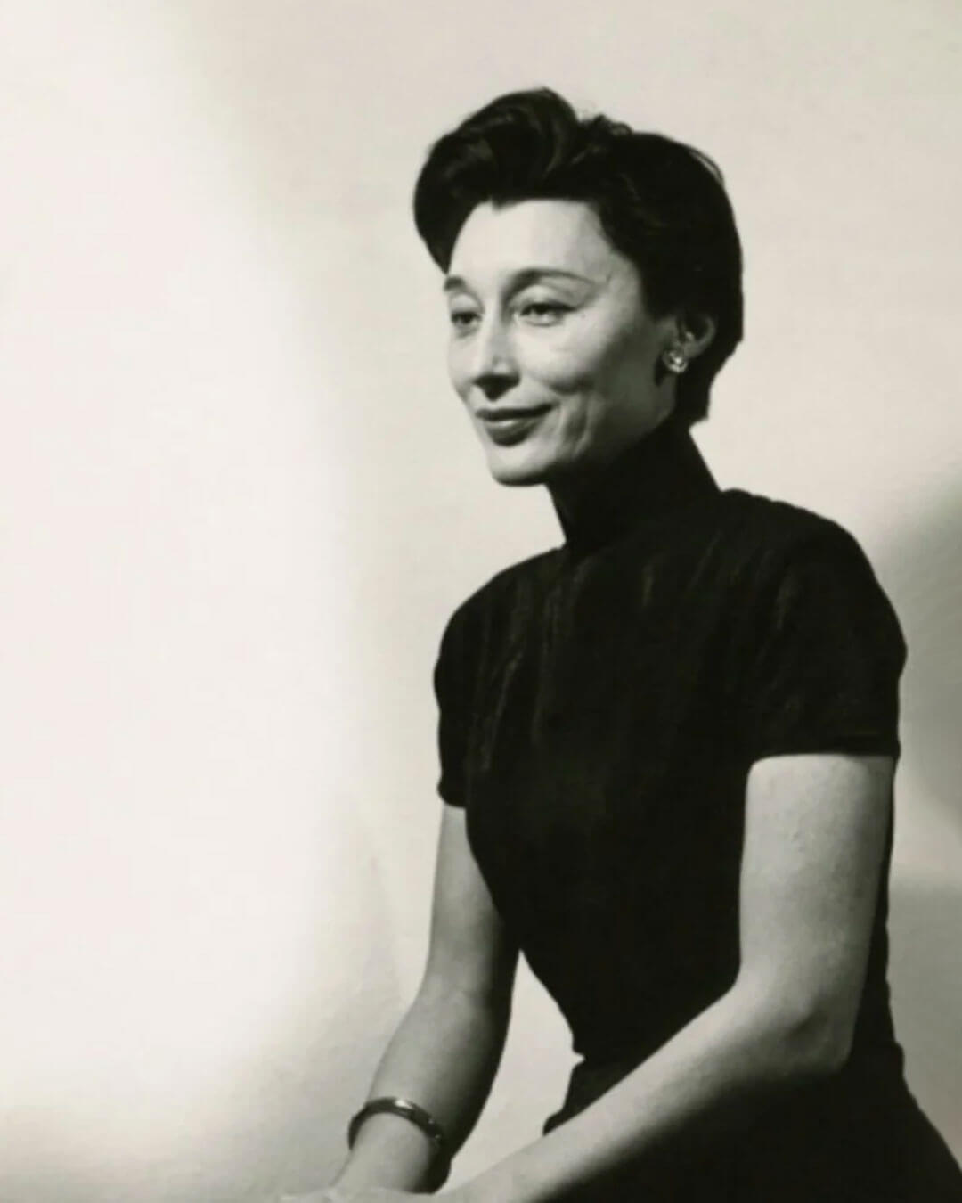 Han Suyin: un classico queer a lungo ignorato, riscoperto oggi nella sua intensità emotiva.